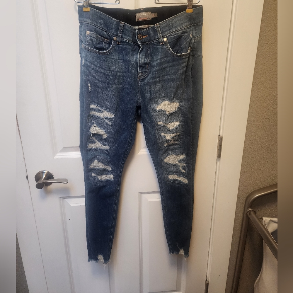 Torrid Bombshell Skinny Distressed Size 12R